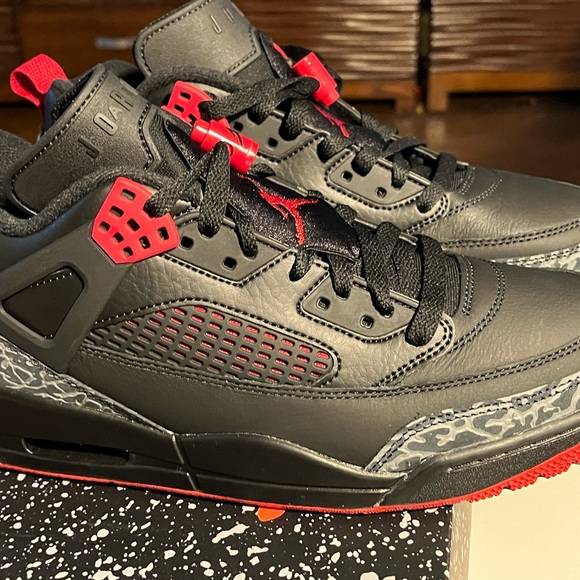 Jordan Spizike low size 8.5 men’s - Picture 2 of 5